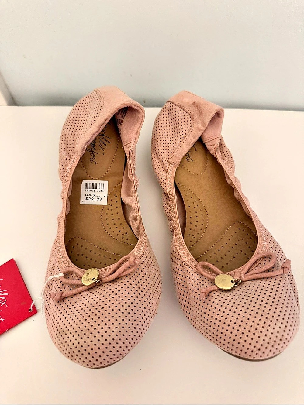 Dexflex comfort Perforated Flats in Pink US 9.5W NWT